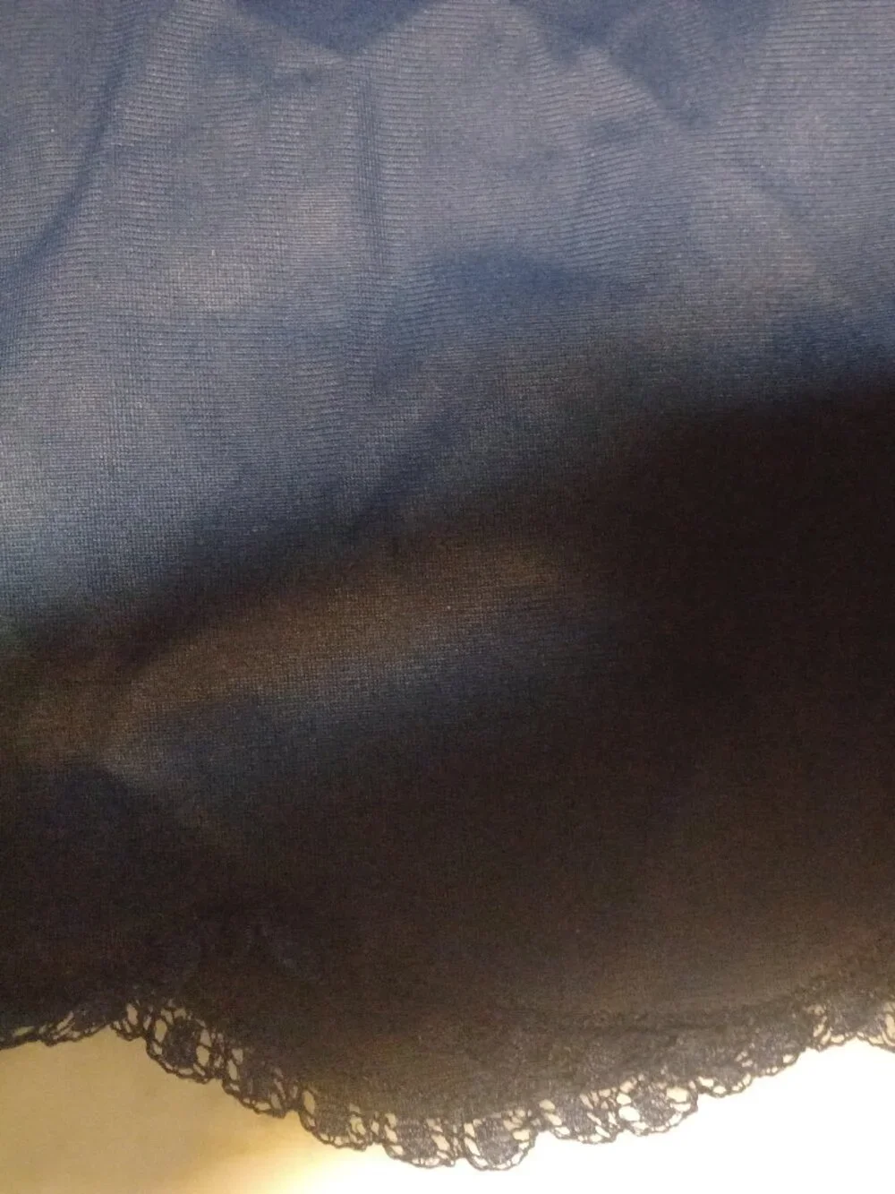 Vintage Vanity Fair Women's Full Slip SZ 32 Cream & Navy - Picture 8 of 9